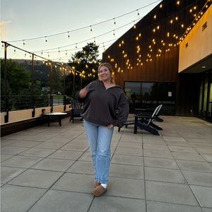 Meet your Posher, Alicenn